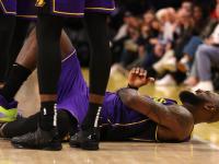 九游娱乐- 詹姆斯遭遇二十连败,巴塞罗那教练面临压力了吗 