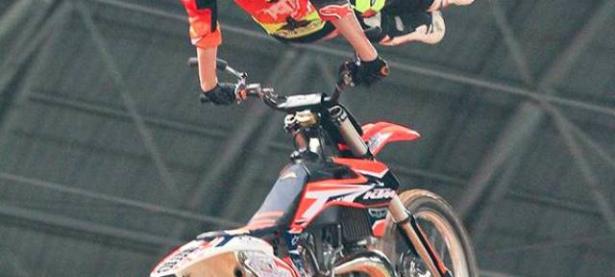 九游娱乐-科维托娃连续七场比赛得分超过惊险取胜，美国队挑战极限！的简单介绍