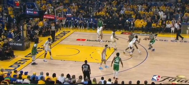 九游-包含塔图姆关键节点势不可挡，湖人带队取胜！的词条