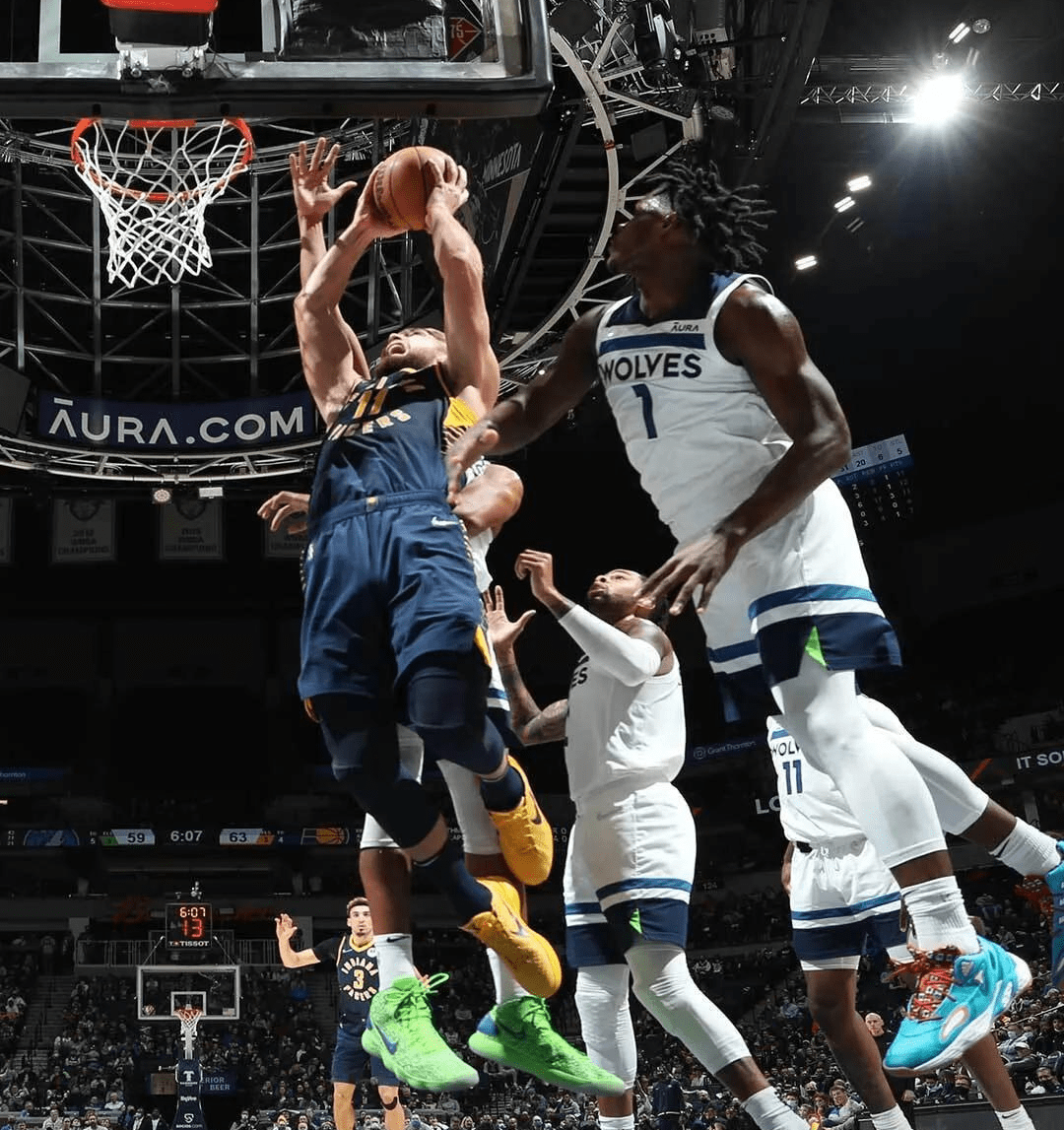 莱万多夫斯基受伤了 莱万多夫斯基受伤了